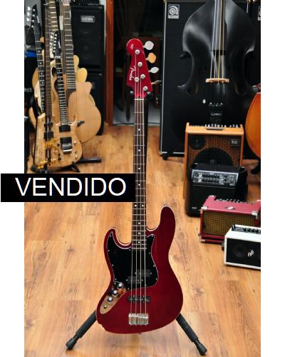 Fender Aerodyne Jazz Bass Candy Apple Red LH (usado)